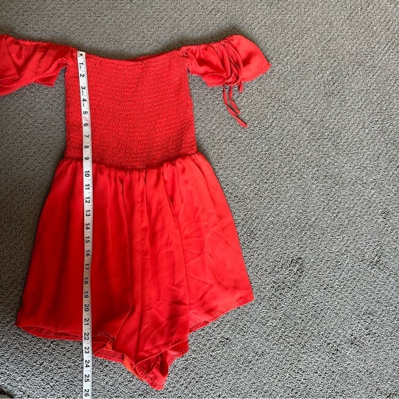 3/$20⚡️ Windsor Red Off The Shoulder Romper Flowy Arm Tie Ring The Alarm Smocked - Picture 11 of 12